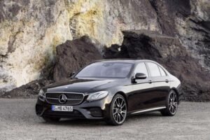 VISITS SEVILLA MERCEDES E CLASS 3 PAX (9 HOURS)